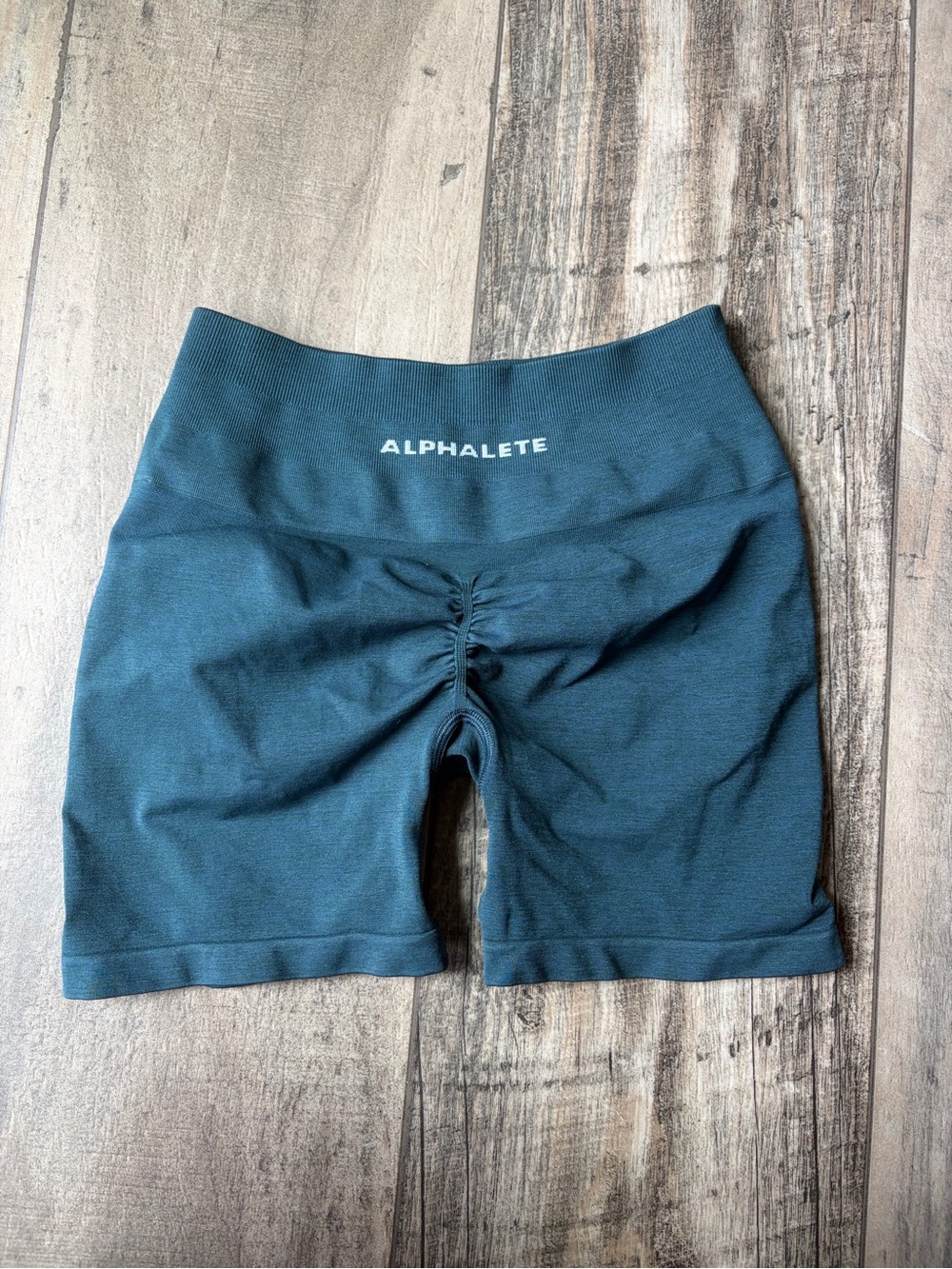 Alphalete Shorts Size Medium
